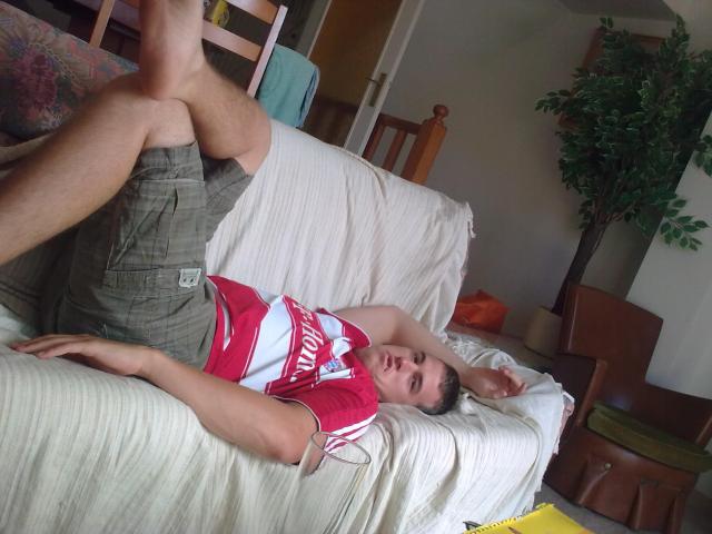 Speckfress auf der Couch